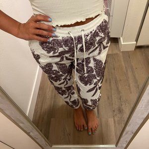 NWOT ark & co Floral Sequin White Jogger Style Pants Small